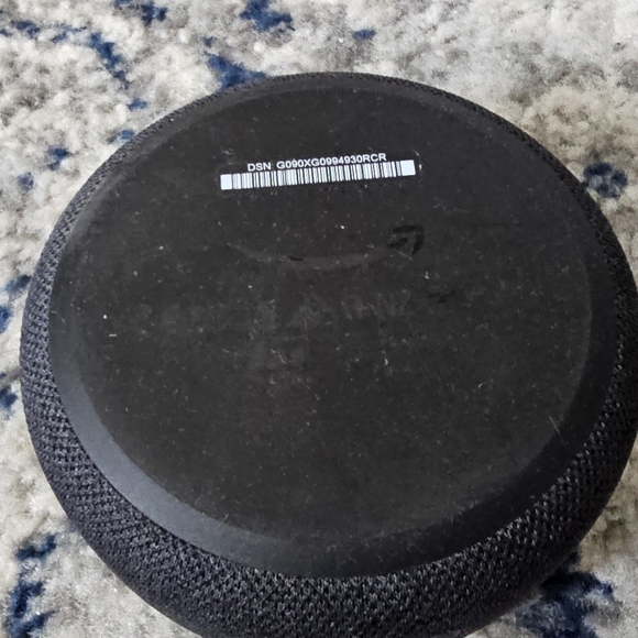 Amazon Echo Gen 3 - Picture 2 of 3